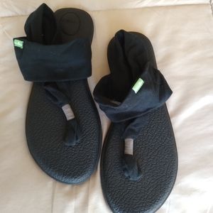 Sanuk Yoga Sling Black Sandal